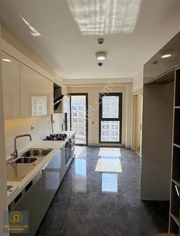 Emlak Konut Bizim Mahalle 4.kısım 4+1 Göl Manzaralı Satılık