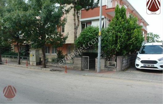 Çankaya ,dikmen,naci Çakır Mahallesi Kiralık 2+1 Eşyalı Daire