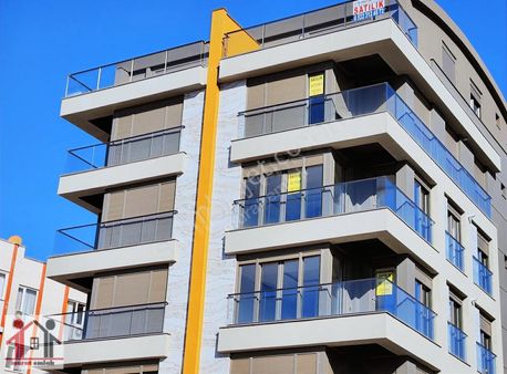 Meydankavağında Önü Açık Sıfır 5+1 Ultralüx Dublex Daire