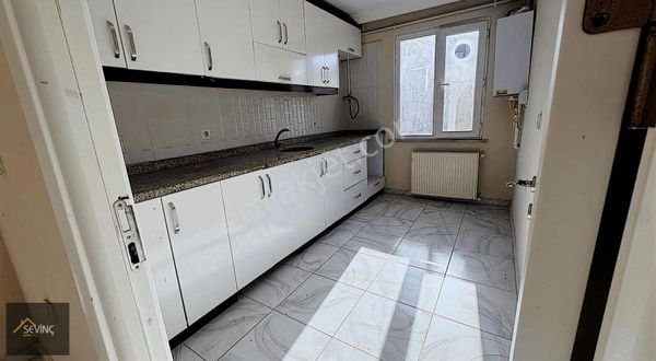 Sevinç Emlak Tan Acil Satilik 2+1 Yeni Bina Asansörlü