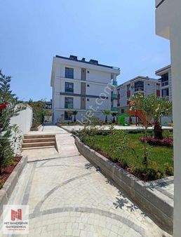 Büyükçekmece Atatürk Mahallesi 3+2deniz Manzaralı Dübleks Daire