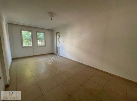 Tuzla Ana Yol Üstü Kiralık 2+1 Daire