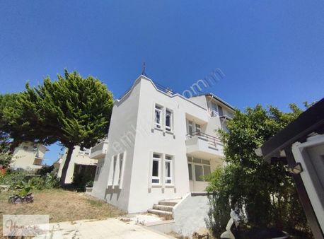 İdamax'tan Örenşehir'de Denize 300 Metre Mesafede Satılık Yazlık