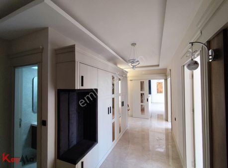 Dicle Üniversitesi Teknopark Lokasyonunda 3.5+1 Havuzlu Site