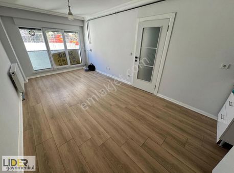 Lider'den Altıntepe'de Ulaşıma Yakın Ara Kat Sıfır Ön Cephe 1+1