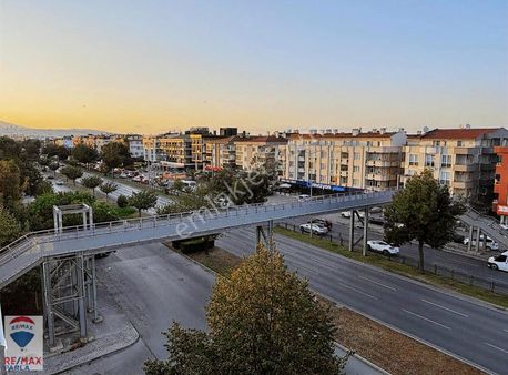 Remax / Can Baydır / Deniz Manzaralı 3+1 Depozitosuz