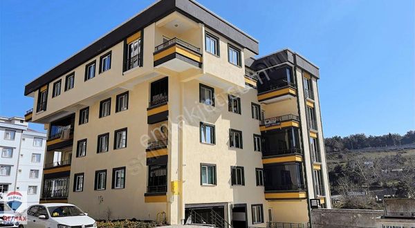 Kalkancı'da Ihlamur Kafe'ye Yakın Ara Kat Manzaralı Ferah 3+1!