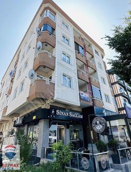 Remax Parla Türkiş City Mall Avm Yanında Kiralık Ofis 3+1