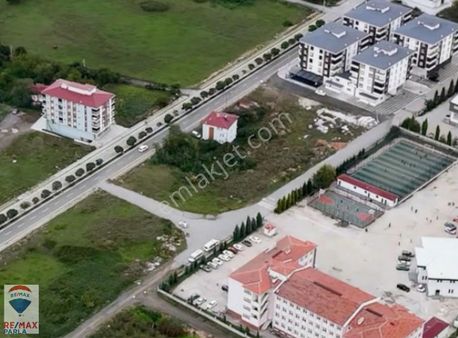 Tekkeköy Baki Esen Caddesinde 2752m2 Ticari+konut / Remax Gökhan