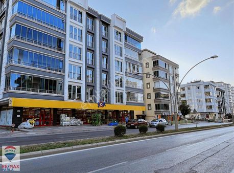 Cağaloğlu'na Cephe Satılık 2+1 Fırsat!!!