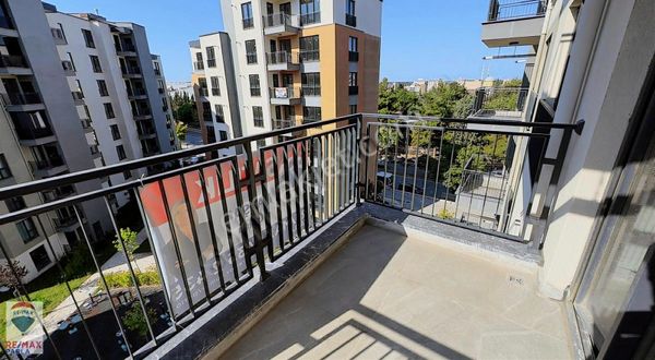 Canik Şehr-i Bahçe Bölge Uzmanı Rahşan Çam'dan Kiralık 2+1