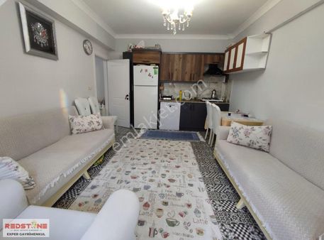 Karasu'da Geniş Havuz Manzaralı Yerden Isıtmalı 2+1 Satılık