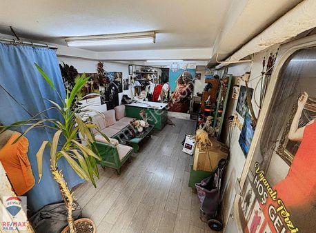 Remax Parla / Can Baydır Merkezi Konumda 27m2 Fırsat Dükkan