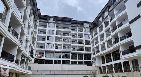 Atakum'un En Özel Projelerinden Havuzlu Site İçerisinde 1+1 Loft