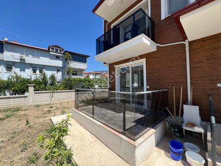 Rota'dan Ulucami'de Geniş Bahçeli Müstakil Girişli Satılık 1+1