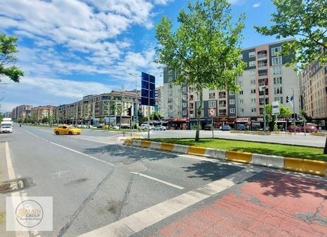 Yeni Lüks Sitede 1+1 Adnan Kahvecide Pazara Yakın Konumda