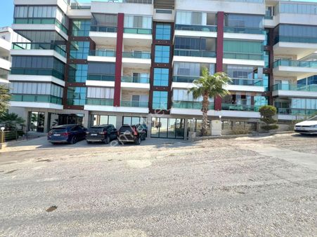 Anayola Yakın Geniş Gelişen Bölgede Kiralık Dükkan