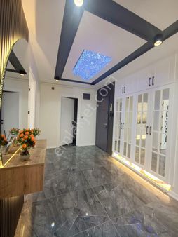 Toros Mah. Güzel Lokasyonda Ultra Lüks 4+1 K.mutfak Fırsat Daire