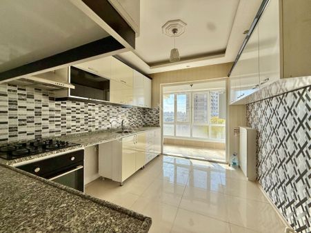 Çiftçioğullarından Lüx Sitede Ara Katta Asansörlü 3+1 Daire