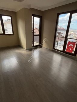 İstanbul Sancaktepe Safa Mah Kiralık 2+1 130 M2 Üst Dübleks