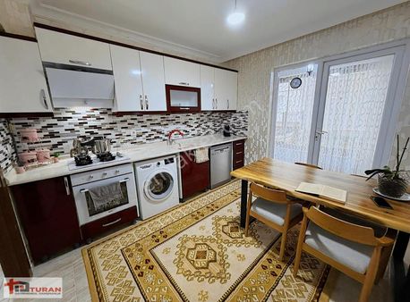 Özlem Caddesi Yakını Yapılı Merkezi Isıtmalı Kat Konumunda Daire