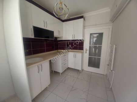 Sincan Mareşal Çakmak Mahallesinde Ara Katta Bağımsız 3+1 Daire