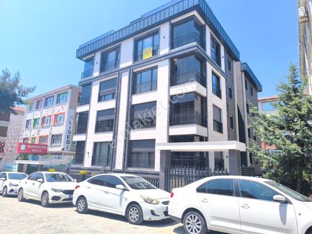 Bahçelievler Medicana Yakını Özel Tasarım 4+2 Lüks Dubleks Daire