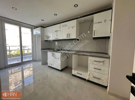 V. Aydoğmuş'ta 2+1 Katta Tek Daire Geniş Han Gibi Satılık Daire