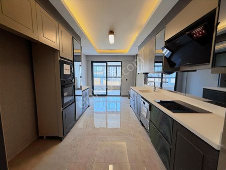 Redstone Castle Yenimahalle Susuz Satılık 4+1 Daire