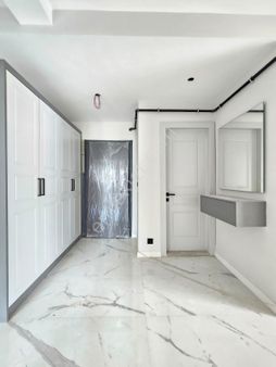 Denizli Şemikler'de Arakat 3+1 Panjurlu Ebeveyn Banyolu Satılık Daire