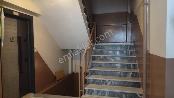 Alemdar'dan B.paşa Muratpaşa Mah.de 2004 Yapımı 3+1 - Boş Daire-