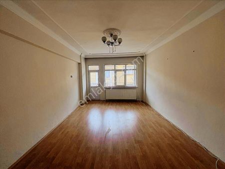 An-kadan Kurtuluş Mahalesinde 3+1 Satılık Daire