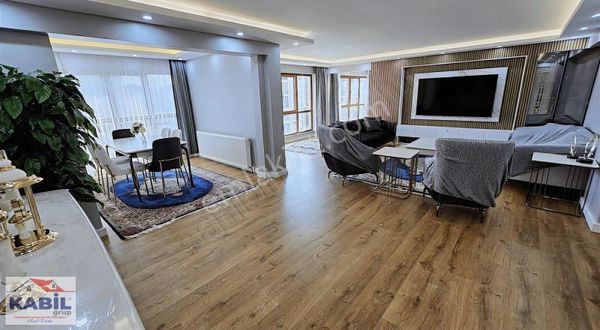 Beylikdüzü Adnan Kahveci Delta White Gold 3,5+1 220m² İçi Yapılı