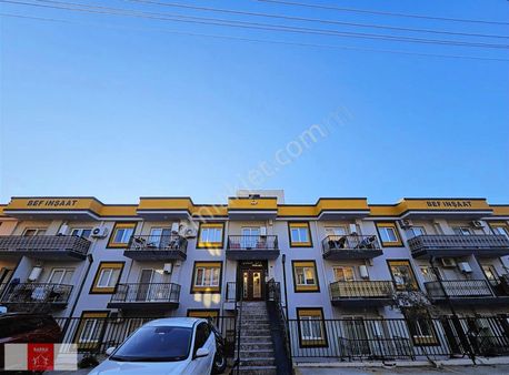 Bornova Merkez 1+1 Eşyasız Yeni Bina Kiralık Daire