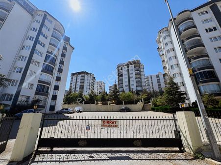 An-kadan Şehitlikte Lider Kent Sitesi 4+1 Full Yapılı Daire