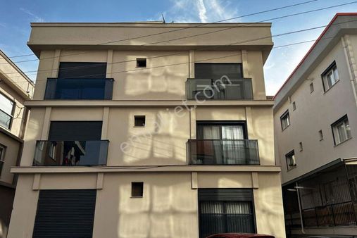 Örnekköy'de Kiralık 2+1 Ferah Daire-merkezi Konumda