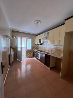 Site İçinde Muhittin'in En Güzel Yerinde 3+1 145m2 Kiralık Daire