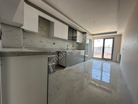 (1106) Pınarbaşı Atlılarda 1.katta 4+1 Sıfır Daire