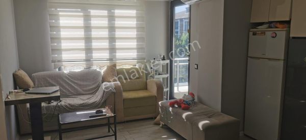 Adalet Parkı'na Yürüme Mesafesinde Ful Eşyalı Hazır Kiracılıbbalkonlu 1+1 Apart