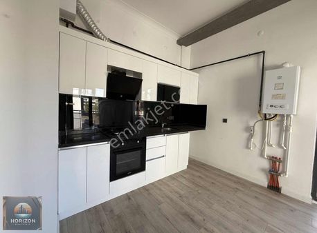 İncek Jandarma Ufuk Atılım Yakını Ana Yola Yakın Kiralık 1+1