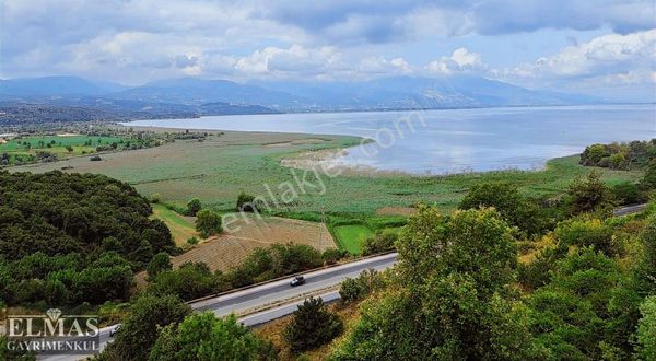 Gölbaşı Konakları Satılık 4+1 Panaromik Göl Manzaralı Bahçe Katı