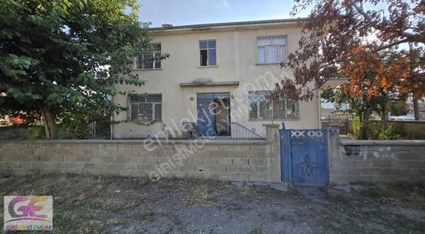 Girişimciden Yeni Mah 2 Katlı Bahçeli Ayrı Ayrı Girişli Müstakil