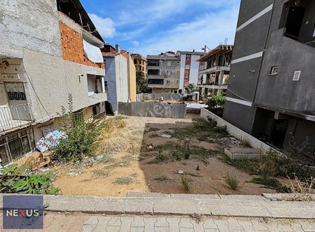 Sultanbeyli Mehmet Akif Mahallesinde Satılık 202 M² Arsa