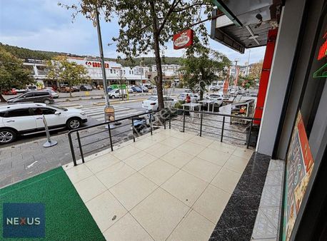 Sultanbeyli Fatih Bulvarı Üzerinde Devren Pizza Dükkanı