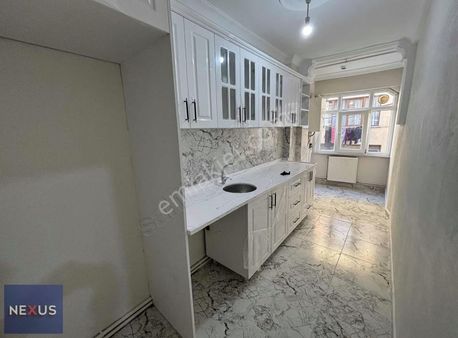 Sultanbeyli Turgutreis Mahallesinde Satlık Daire