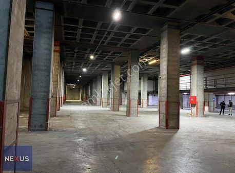 Sancaktepe'de Kiralık Açık Alanlı Depo