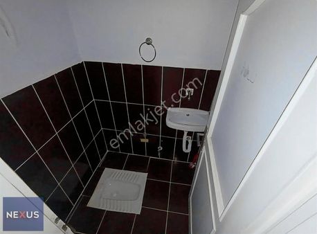 Sultanbeyli Merkezde Ana Caddede Kiralık Büro &ofis & İşyeri