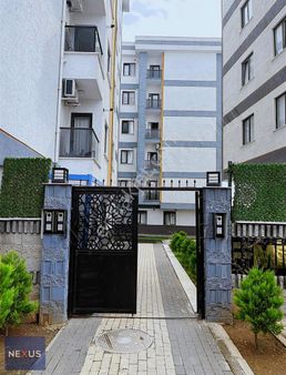 Eşref Bitlis Bulvarında Site İçerisinde 3+1 Kiralık Daire