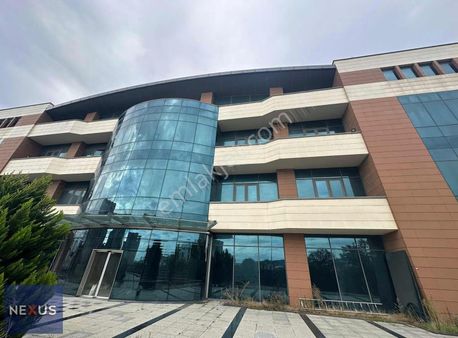 Sancaktepe'de Lojistik Ve Depolamaya Uygun Rampalı Kiralik Depo