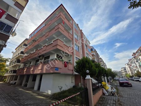 Irmaksudan İkizçayda 3+1 Doğalğazlı Ara Kat Ön Cephe Ayrı Mutfak Daire